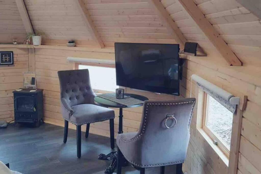 Unique Luxury Cabin 인버네스 외부 사진